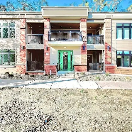 Tremont Smart 9 - A Kcm Property Cleveland Exterior photo